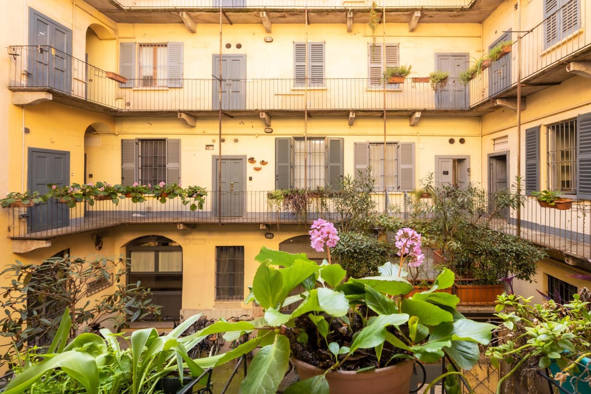 Tiny & Tidy Studio In The Key Area Of Milan Bagian luar foto