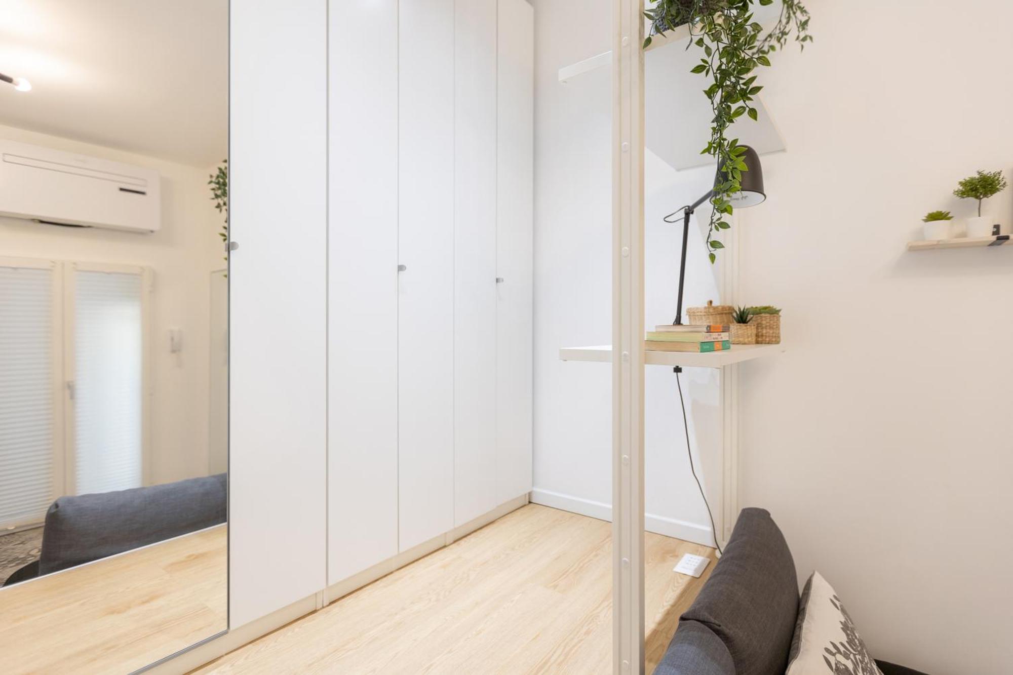 Tiny & Tidy Studio In The Key Area Of Milan Bagian luar foto