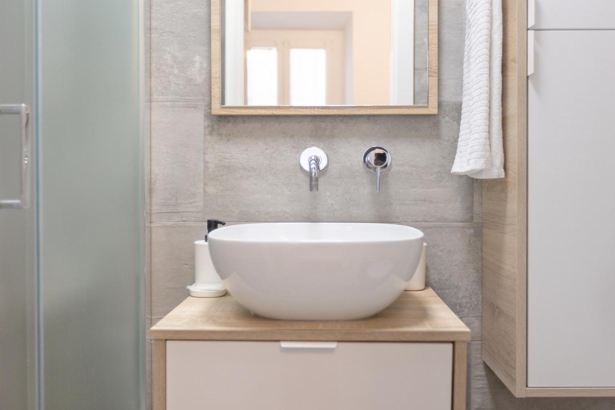 Tiny & Tidy Studio In The Key Area Of Milan Bagian luar foto