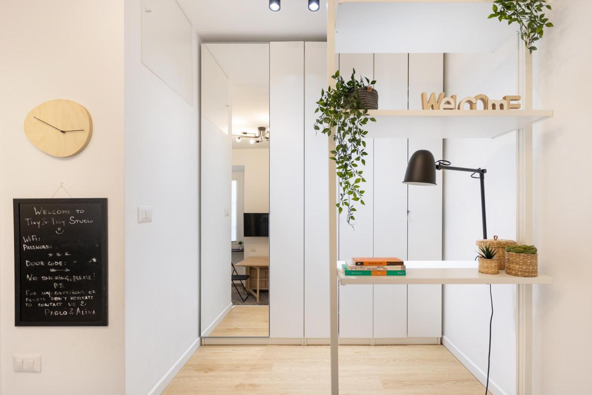 Tiny & Tidy Studio In The Key Area Of Milan Bagian luar foto