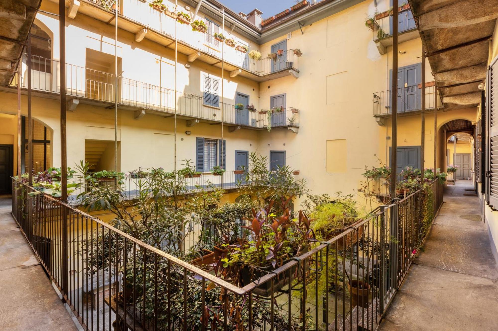 Tiny & Tidy Studio In The Key Area Of Milan Bagian luar foto
